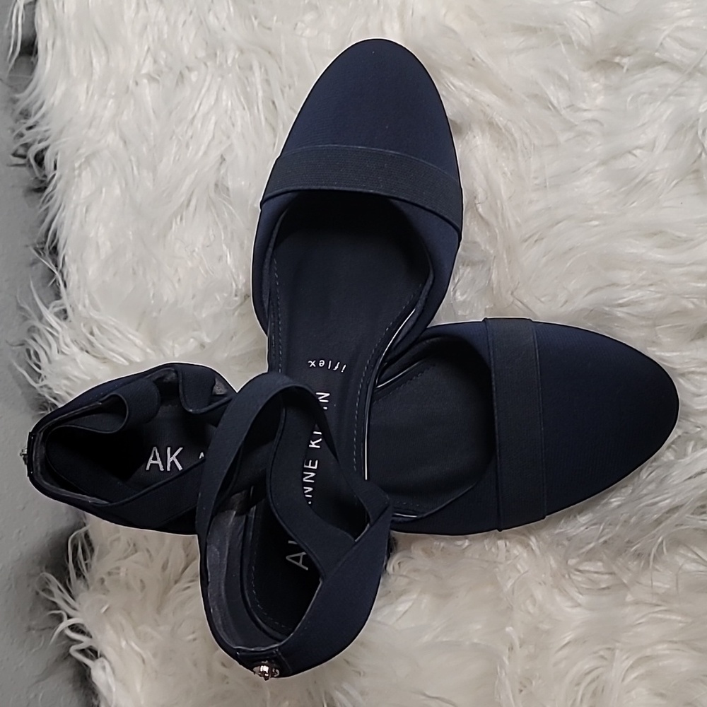 Anne Klein Blue High Heels Sleek  Design - Picture 3 of 7